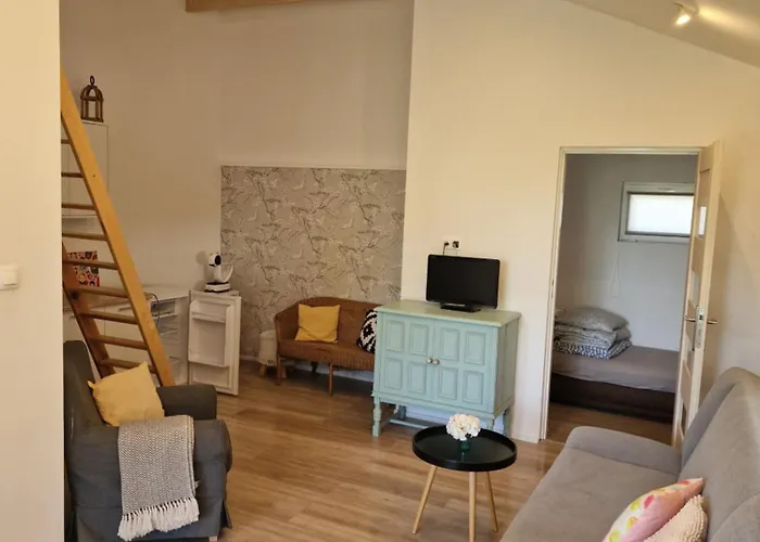 Деревянный коттедж Letniskowe Pod Aniolem Wielen Велен-Заобжанский